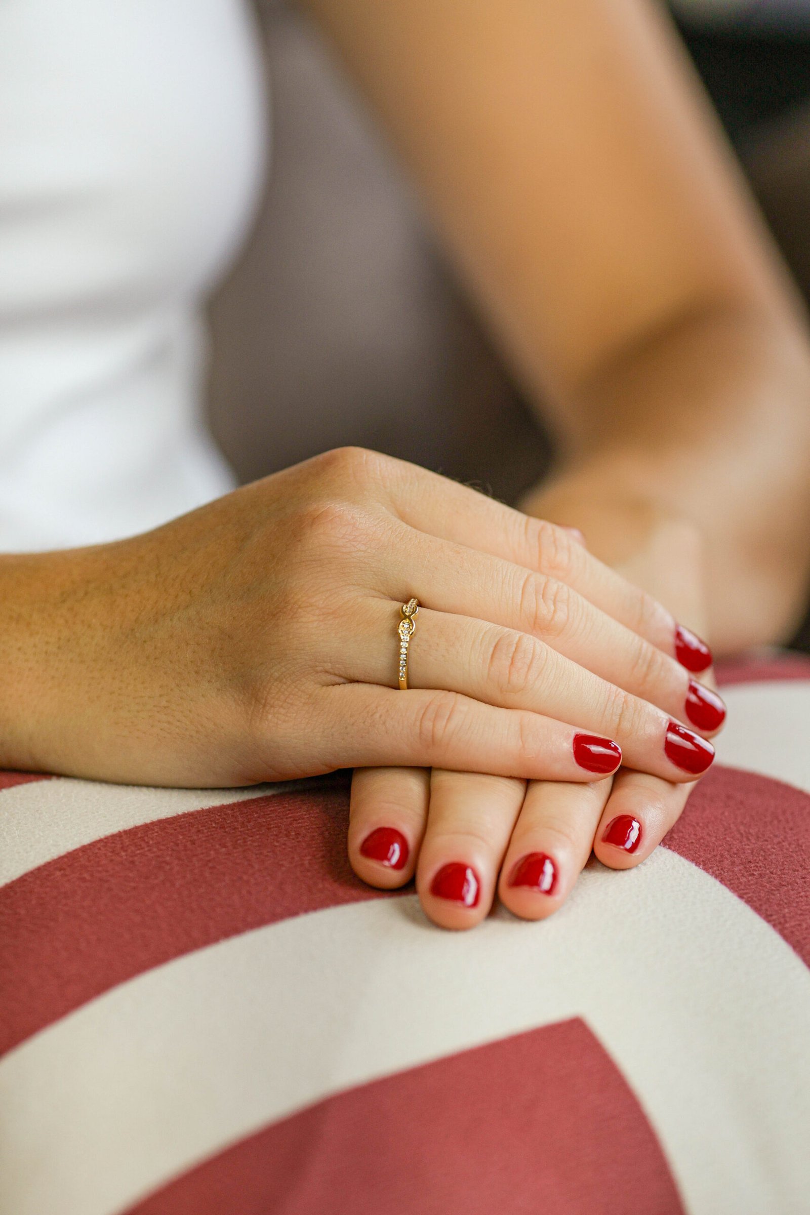 ANEL LAÇO CRAVEJADO - N17