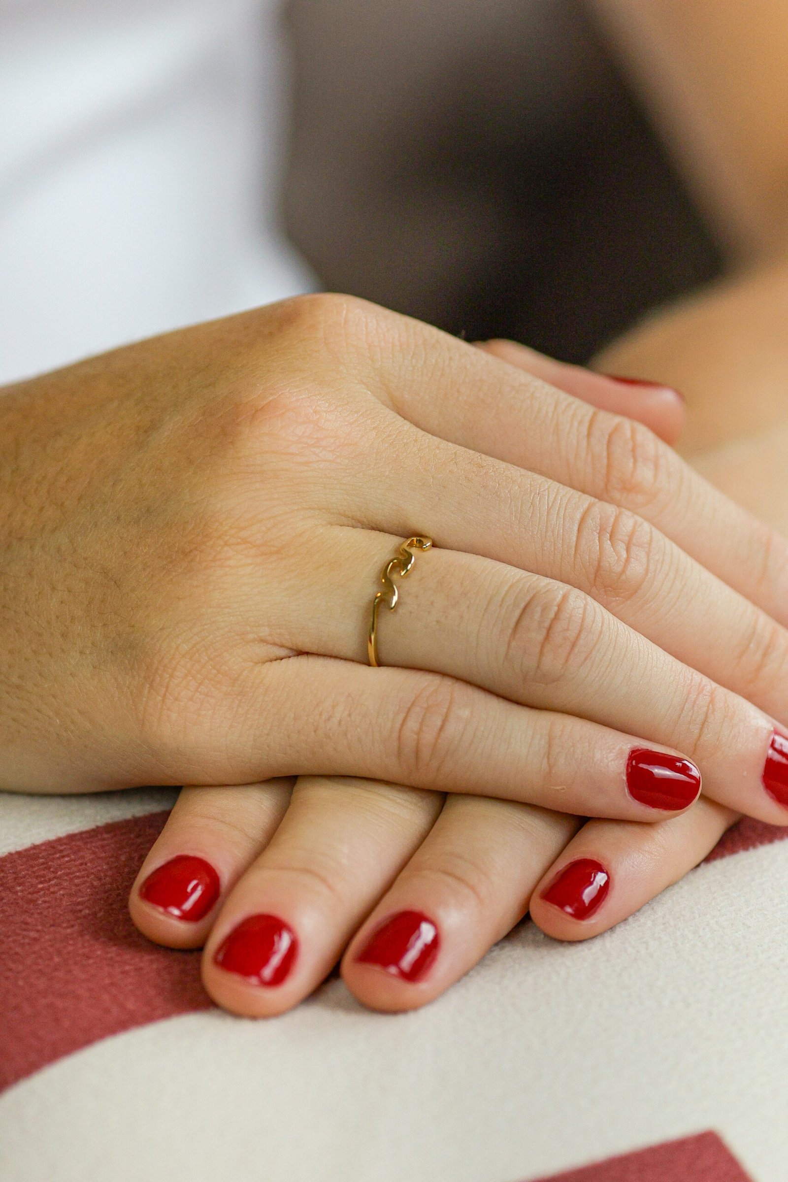 Anel Ondas em Banho Ouro 18k