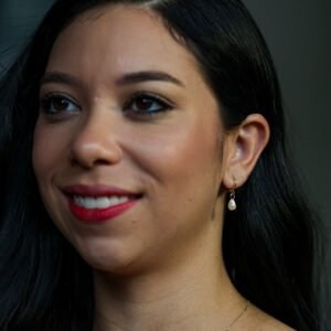 Brinco Argola Clássica com Pérola Gota  banho ouro 18k