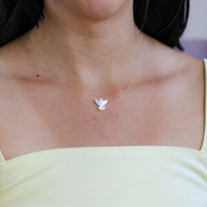 Colar Fio de Nylon com Pingente de Madrepérola Banho Ouro 18k