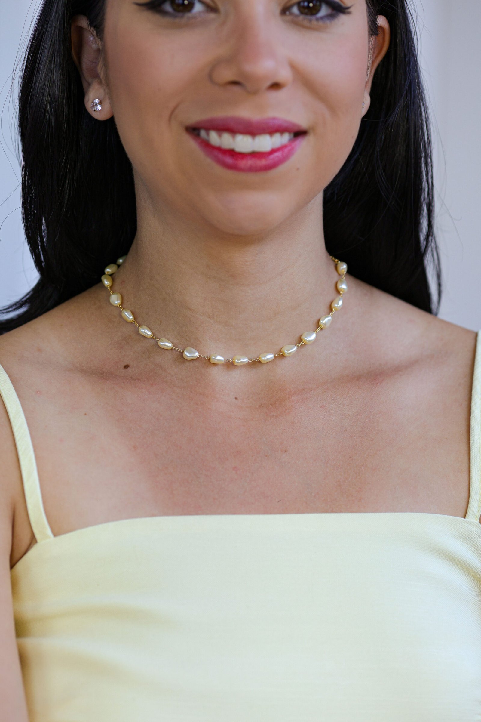 Colar Pérolas Orgânicas com Corrente Banho Ouro 18k