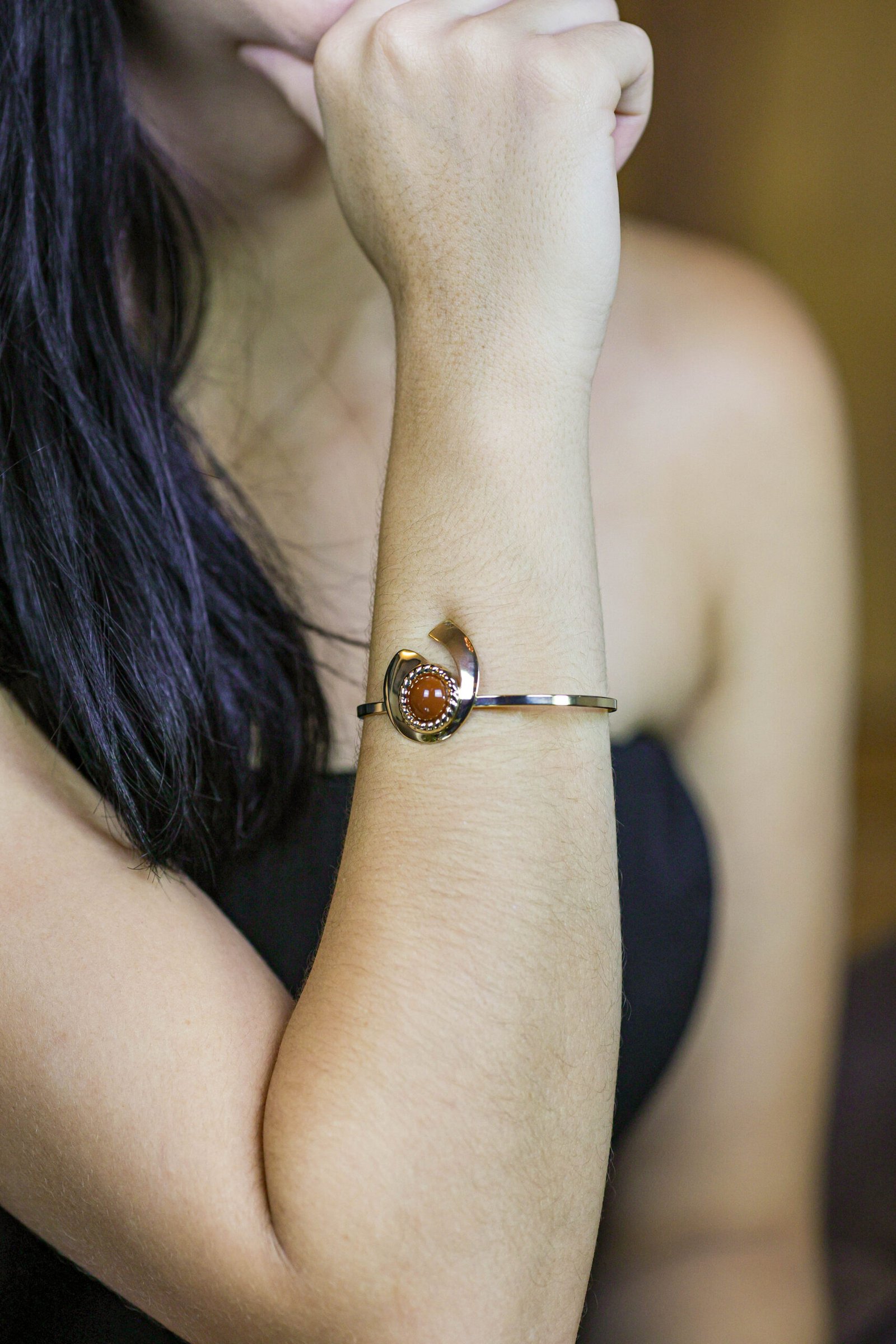 Bracelete com Pedra Central Banho Ouro 18k