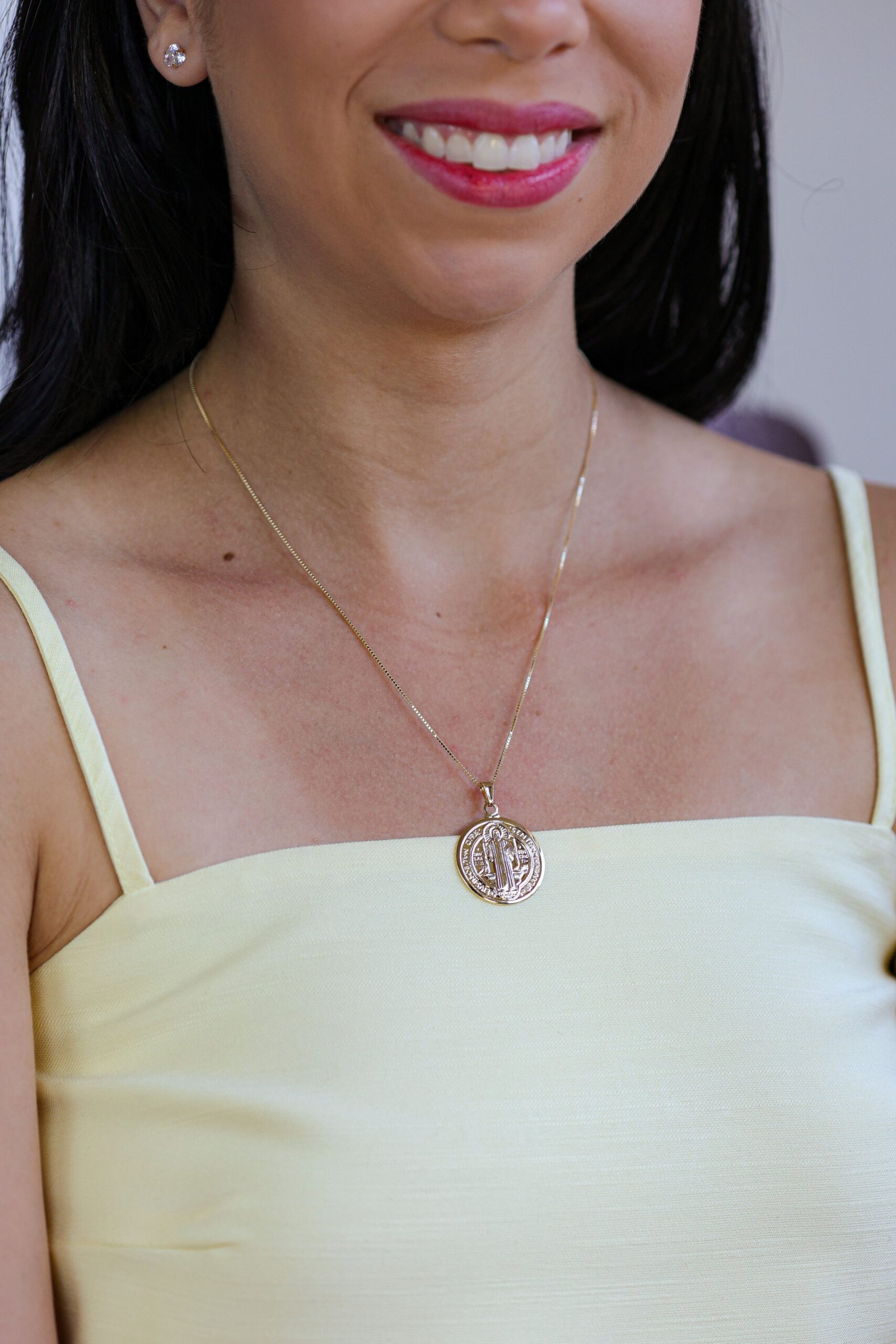 Colar Medalha São Bento em Banho Ouro 18k