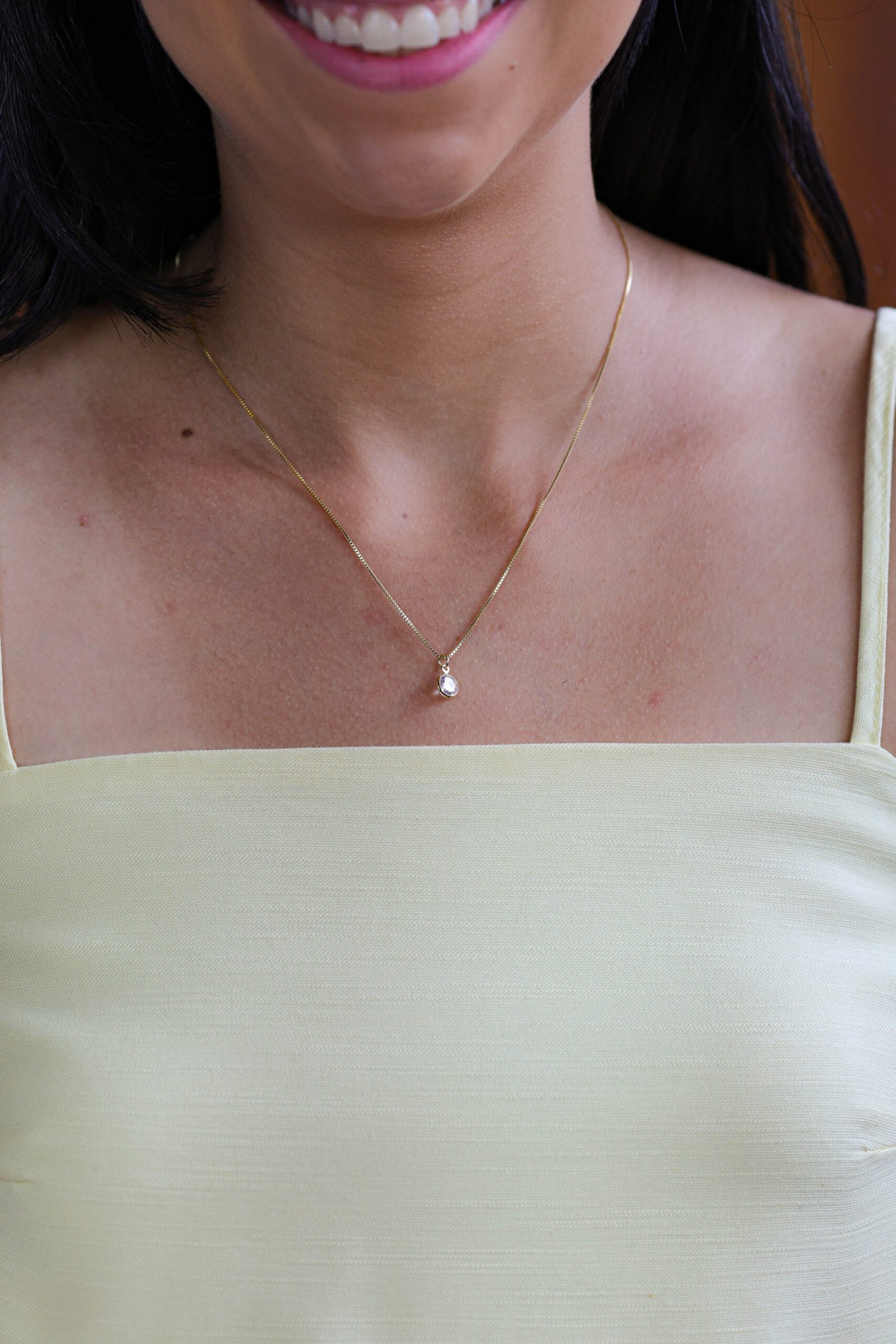 Colar Ponto de Luz em Banho Ouro 18k com Zircônia