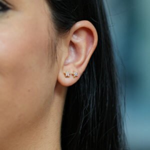 Duo de Brincos Estrela Cravejada Banho Ouro 18k