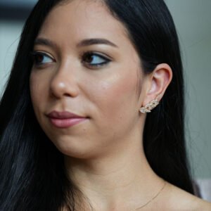 Ear Cuff Folhagem Cravejado Banho Ouro 18k