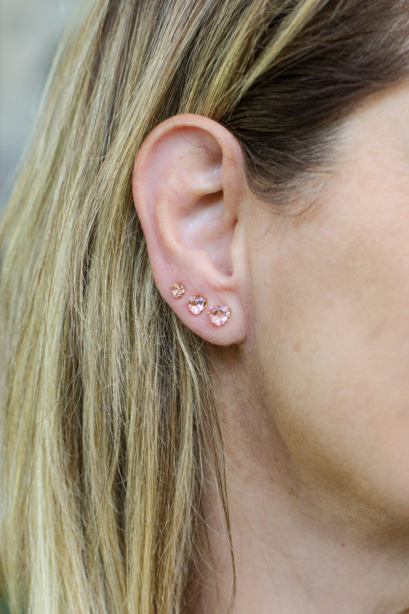 Trio de Brincos Coração Rosa Banho Ouro 18k